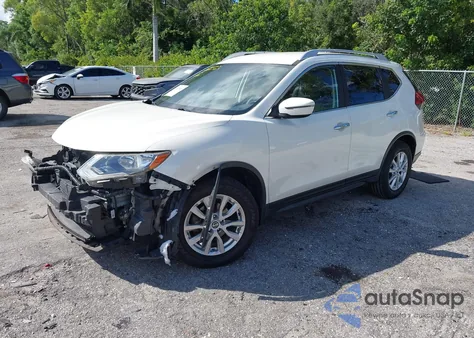 2017 Nissan Rogue Sv z USA, uszkodzony, nr VIN JN8AT2MT3HW389189